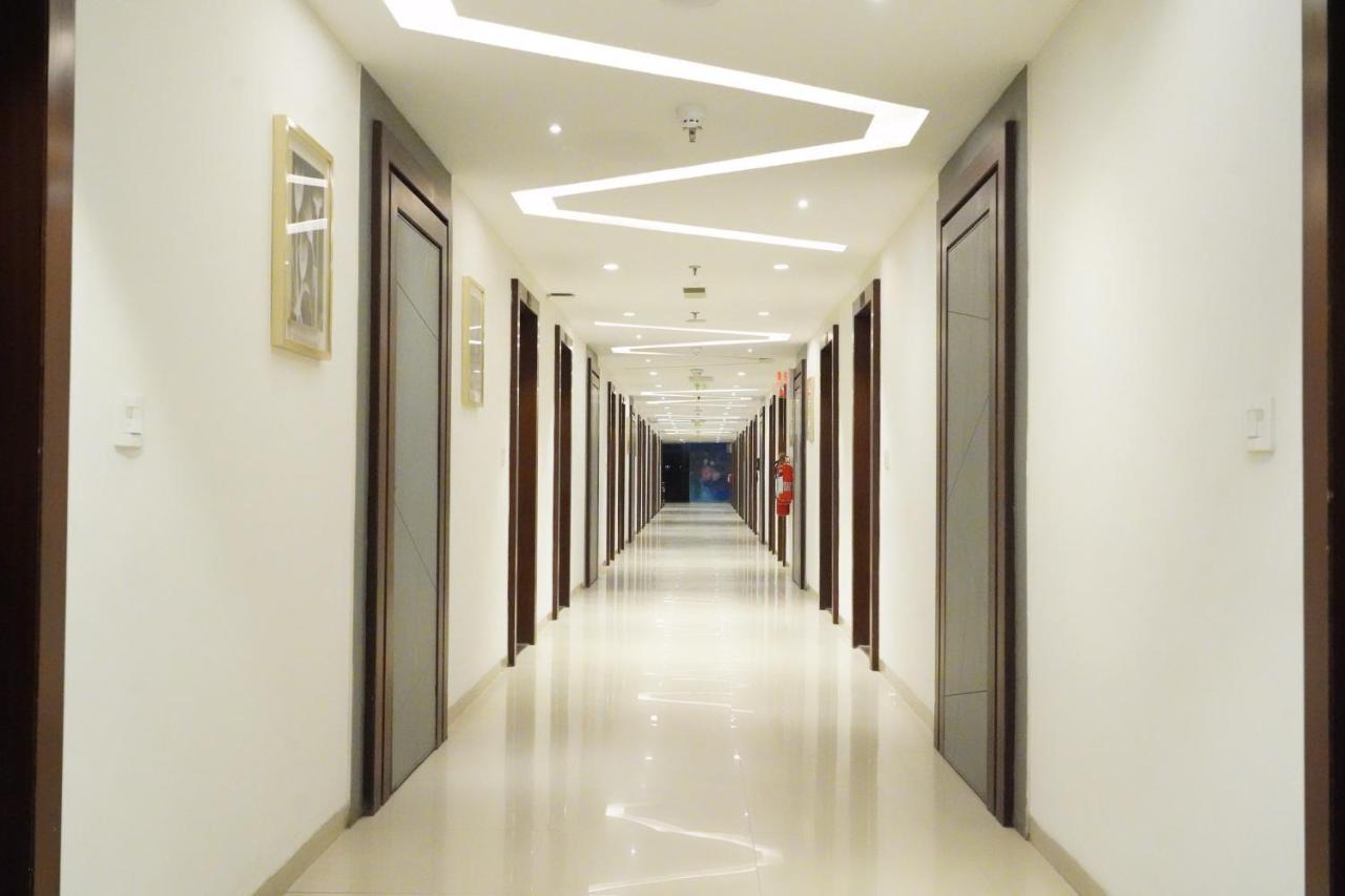 Regenta Inn Ranip Ahmedabad Exterior foto
