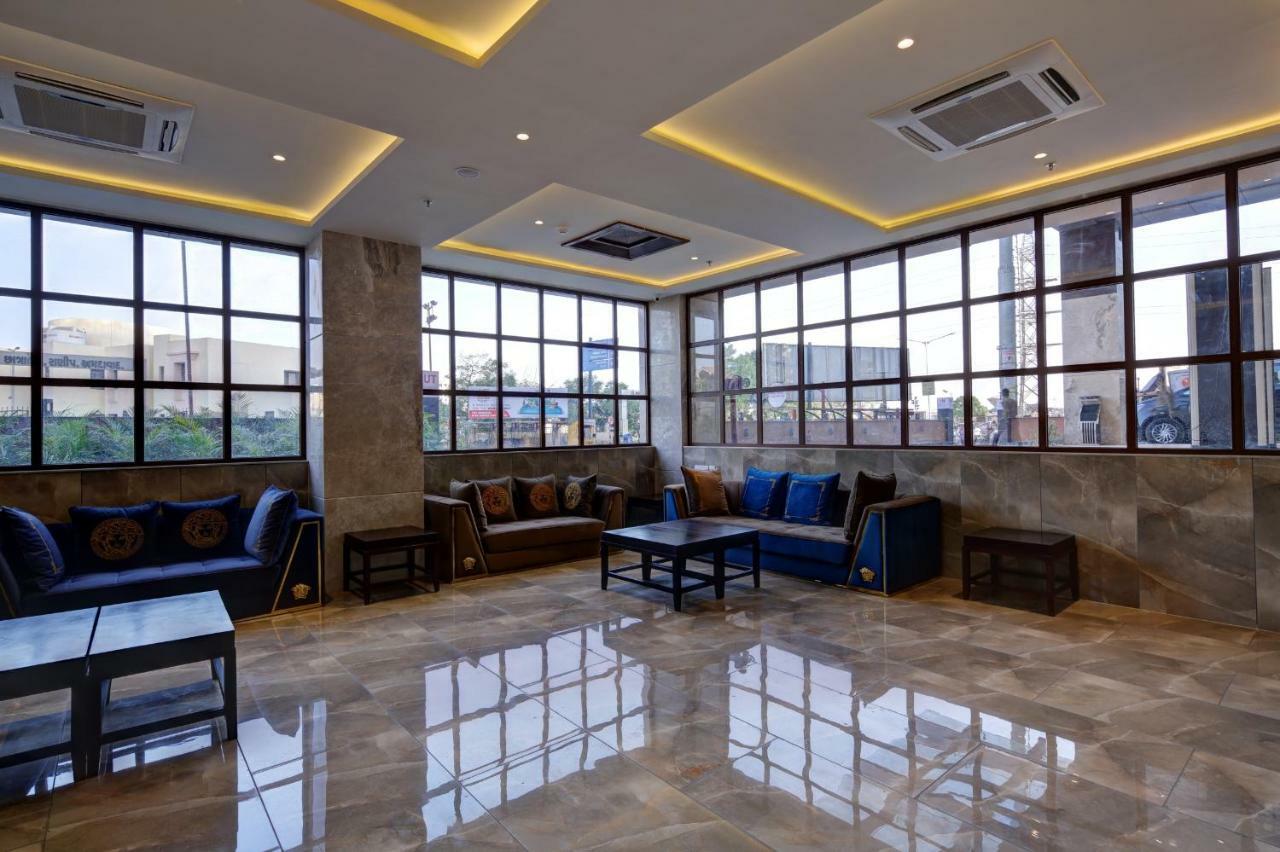 Regenta Inn Ranip Ahmedabad Exterior foto