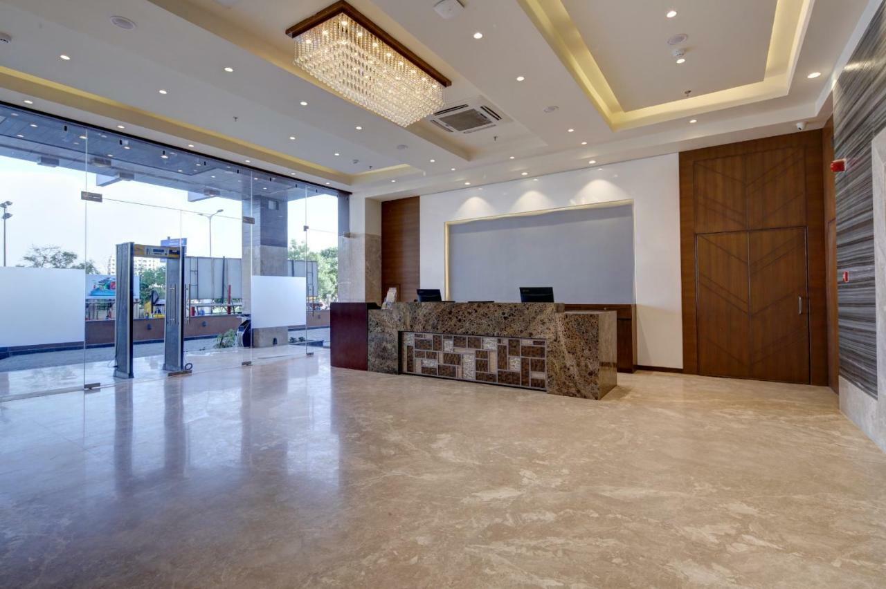 Regenta Inn Ranip Ahmedabad Exterior foto